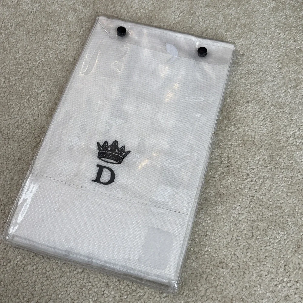 Williams Sonoma Home 100% LINEN Guest Towels Personalized D Initial‎ Embroidered